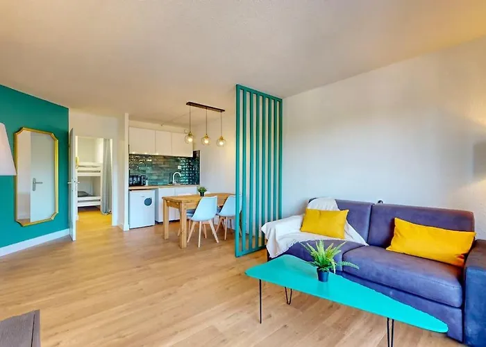 Logement Climatise Balcon Plage Parc-Expo Arena